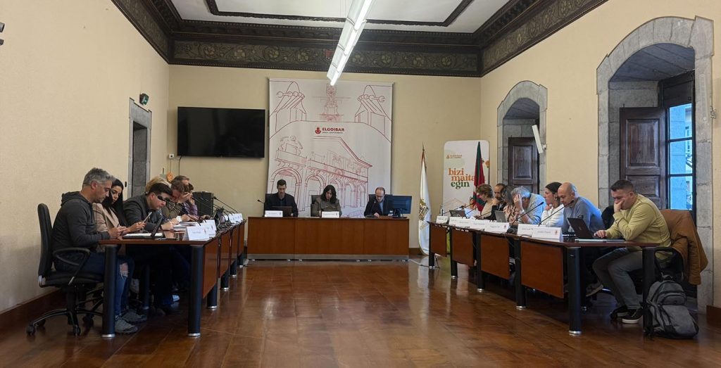 El Pleno del Ayuntamiento de Elgoibar aprueba nuevas medidas económicas y organizativas en la sesión ordinaria de marzo